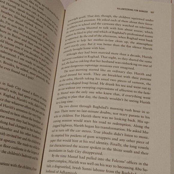 3/$13 The Spy Master Of Baghdad By Margaret Coker Adult Non Fiction Book Isis - Picture 6 of 8